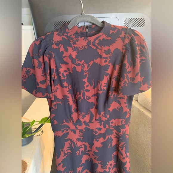 Ann Taylor Dress - Picture 3 of 6